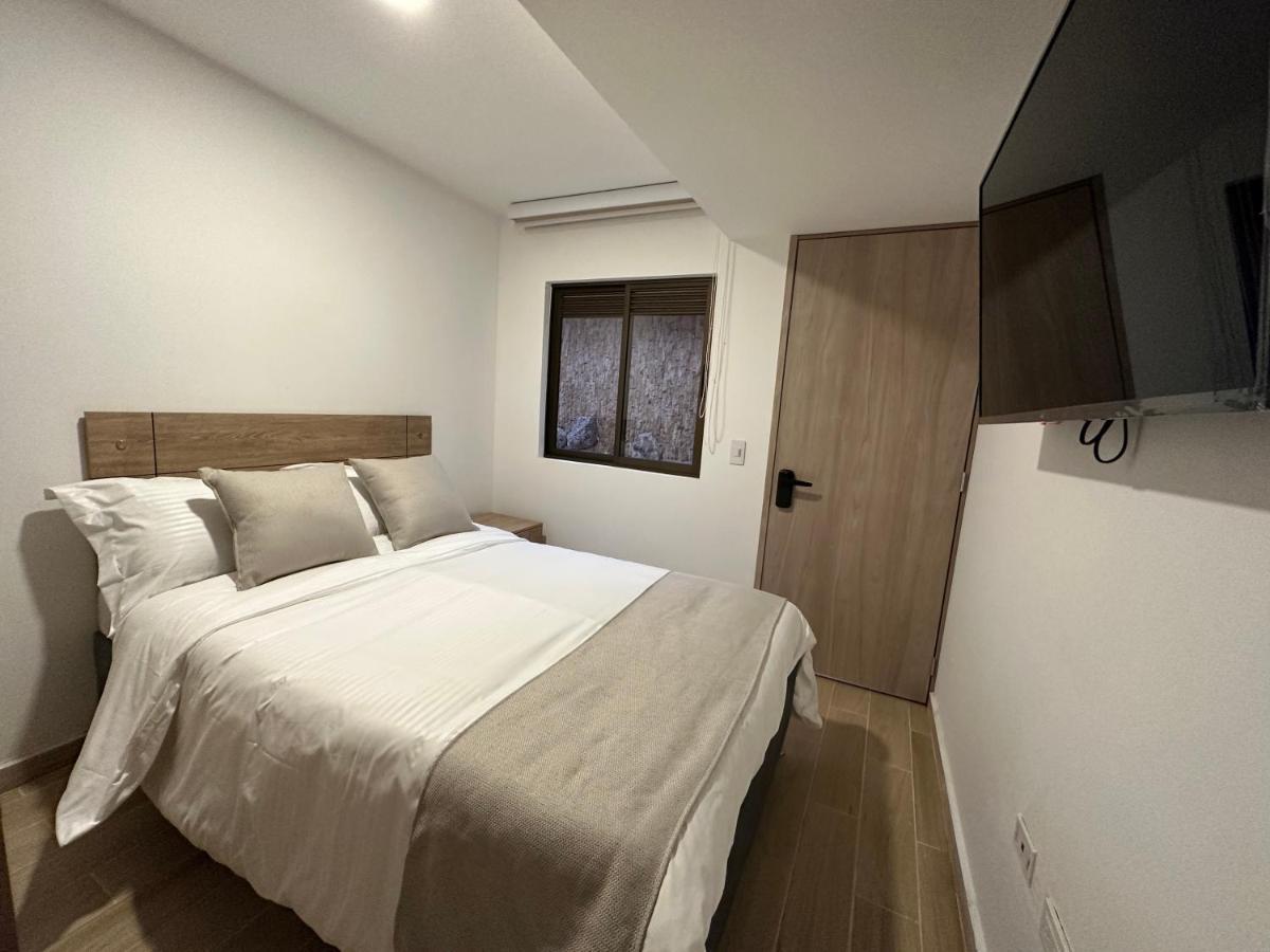 One Fourteen Rooms Богота Экстерьер фото
